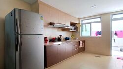 Llyn Gardens (D19), Terrace #504506251